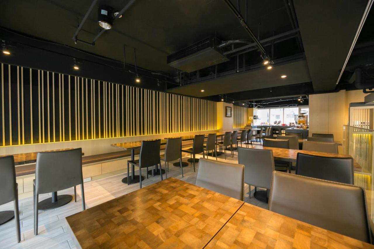 Royal Roi Hotel Taichung Bagian luar foto